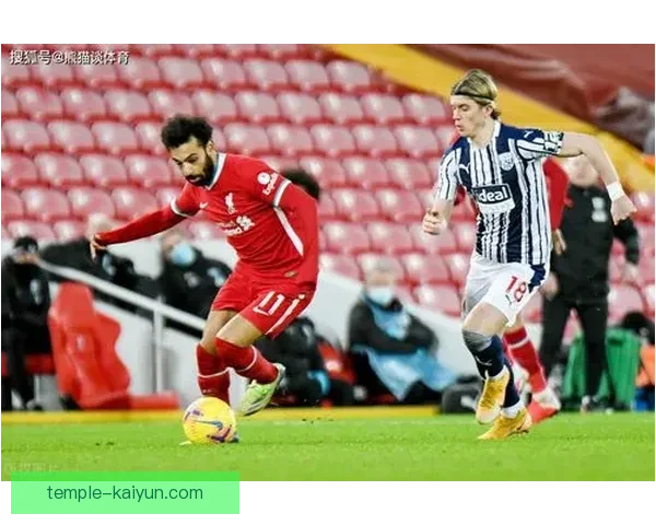 足球球星趣闻：揭示顶级球员背后的不为人知的小故事与趣事